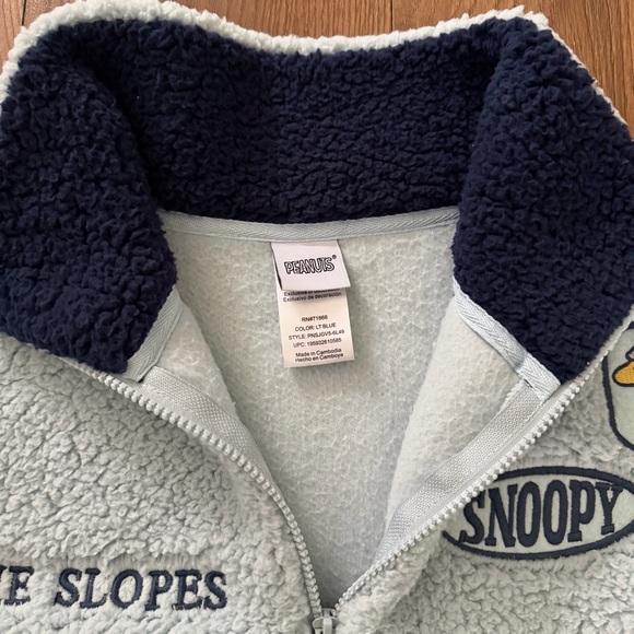 Snoopy Peanuts Sherpa Pullover Womens L Light Blue 1/4 Zip Stay Cool NWT - Picture 2 of 9